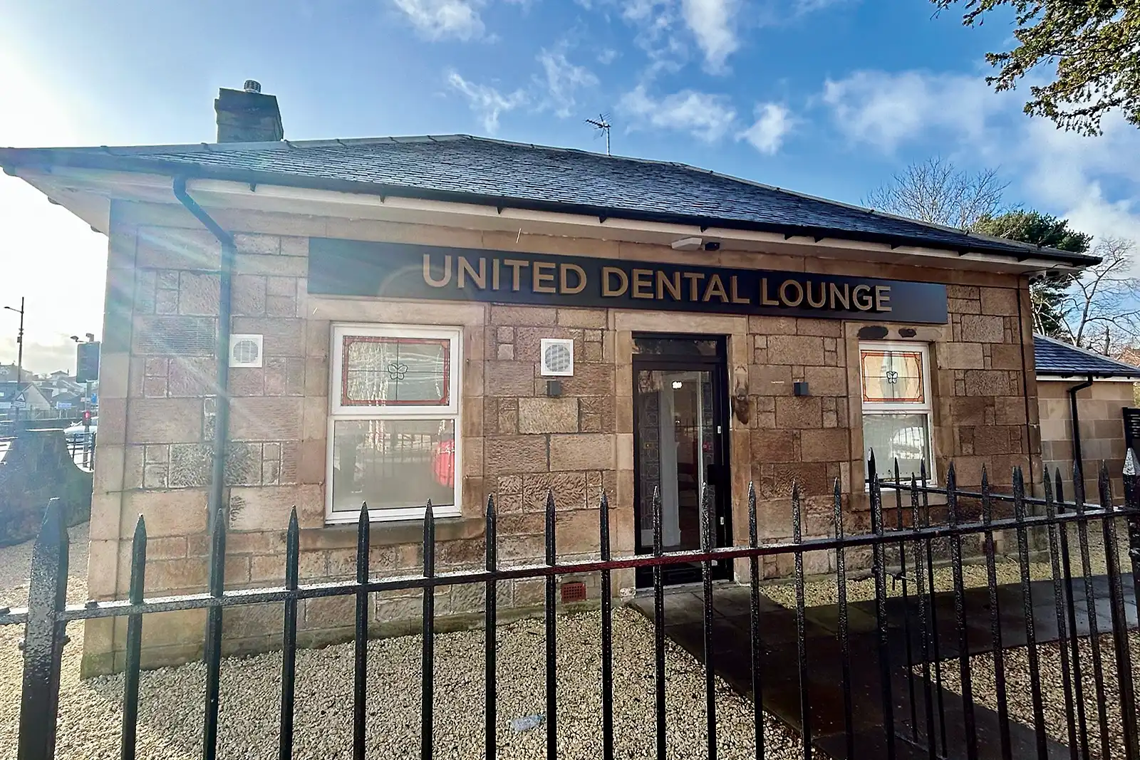 United Dental Lounge - Accepting new Private Patients